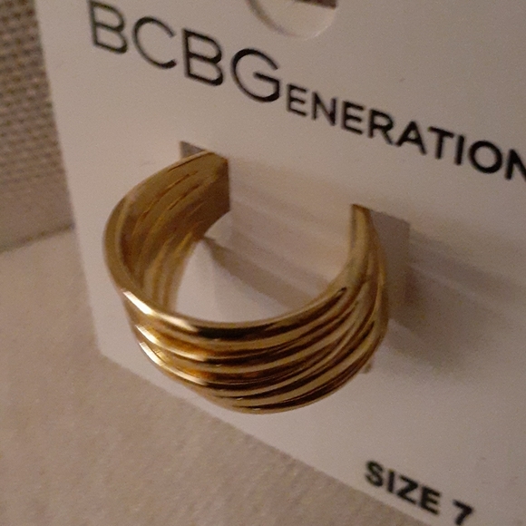 BCBGENERATION - Picture 3 of 3